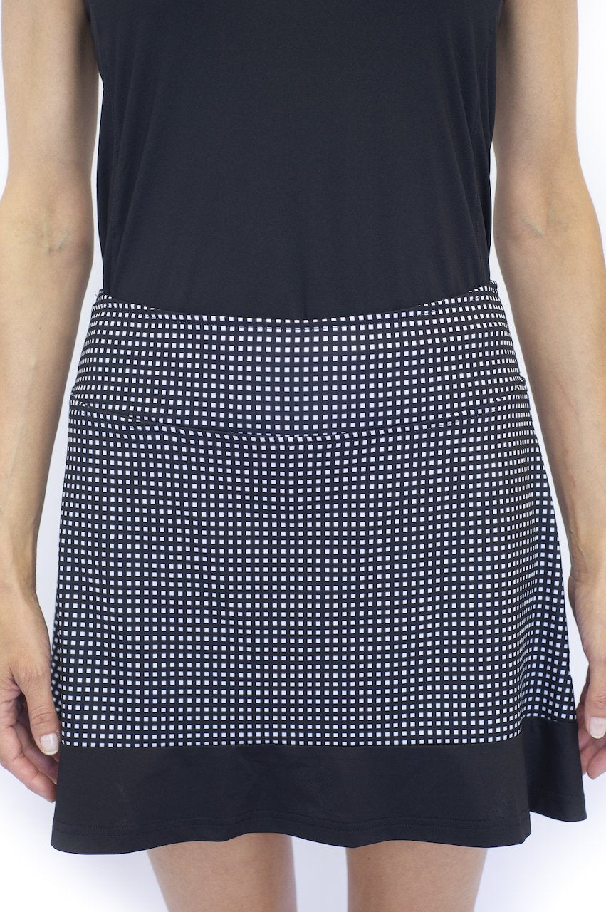 Golftini Instigator Pull On Ruffle Tech Skort- Black/White Gingham